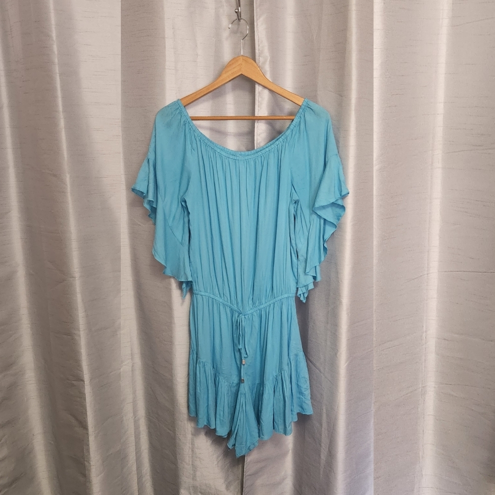 VENUS • Flowy Romper
